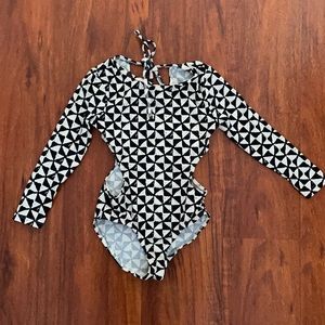 Vanilla Beach girls checkered swimsuit. Size xs